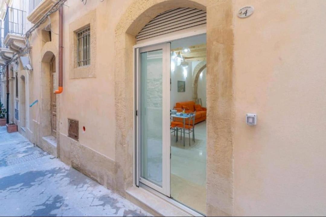סירקוזה La Casa Dei Candelai מראה חיצוני תמונה